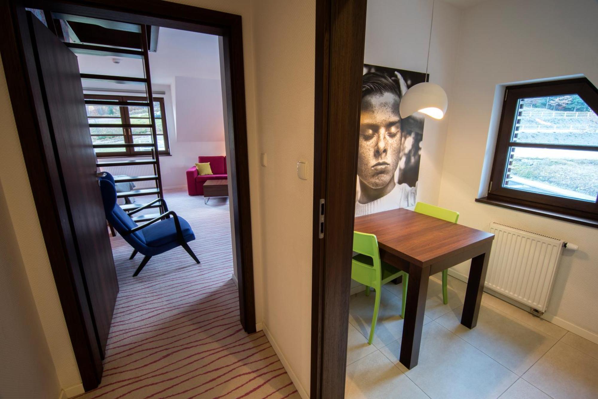 Aparthotel Flinski Sport & Spa Swieradow-Zdroj Bilik gambar