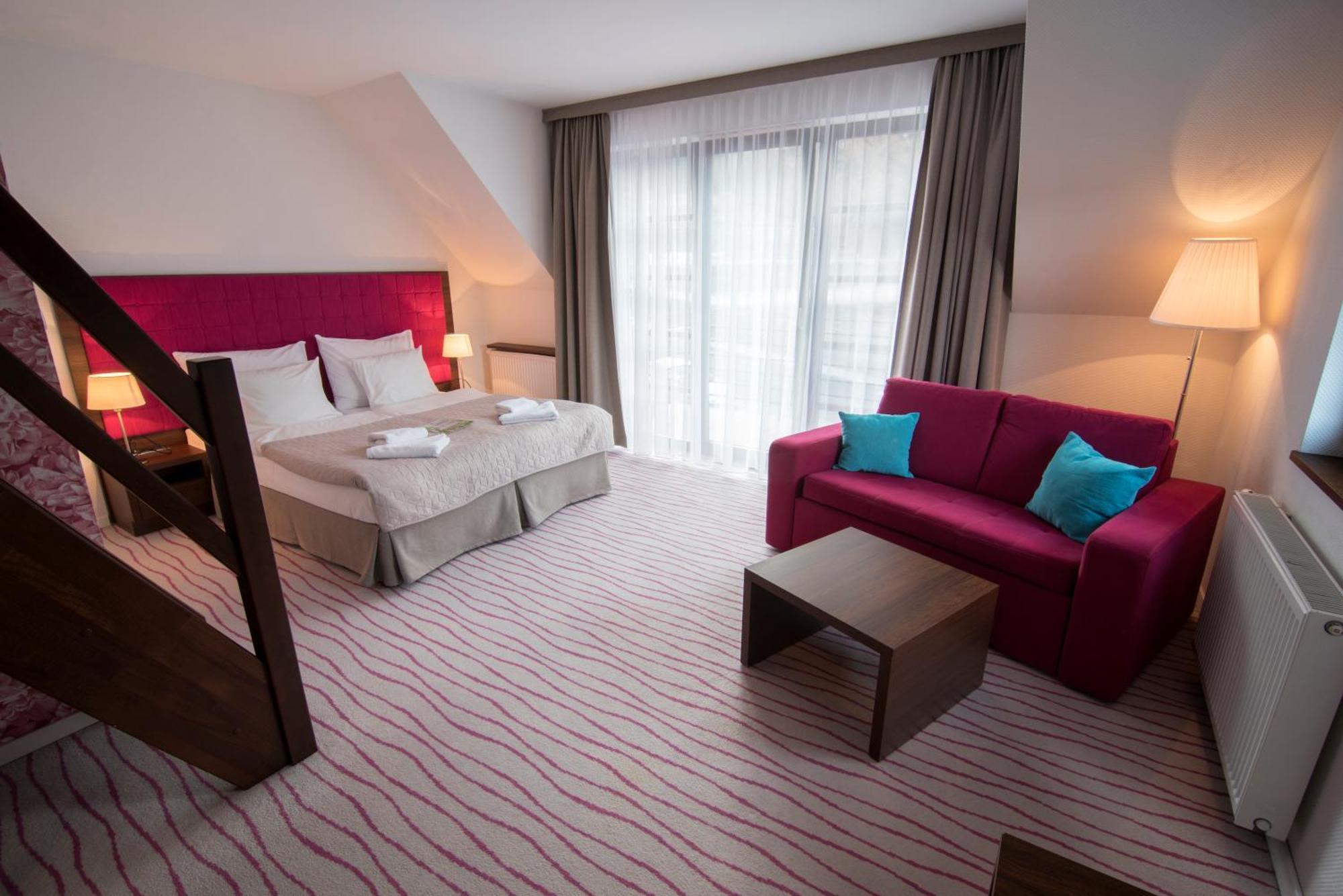Aparthotel Flinski Sport & Spa Swieradow-Zdroj Bilik gambar