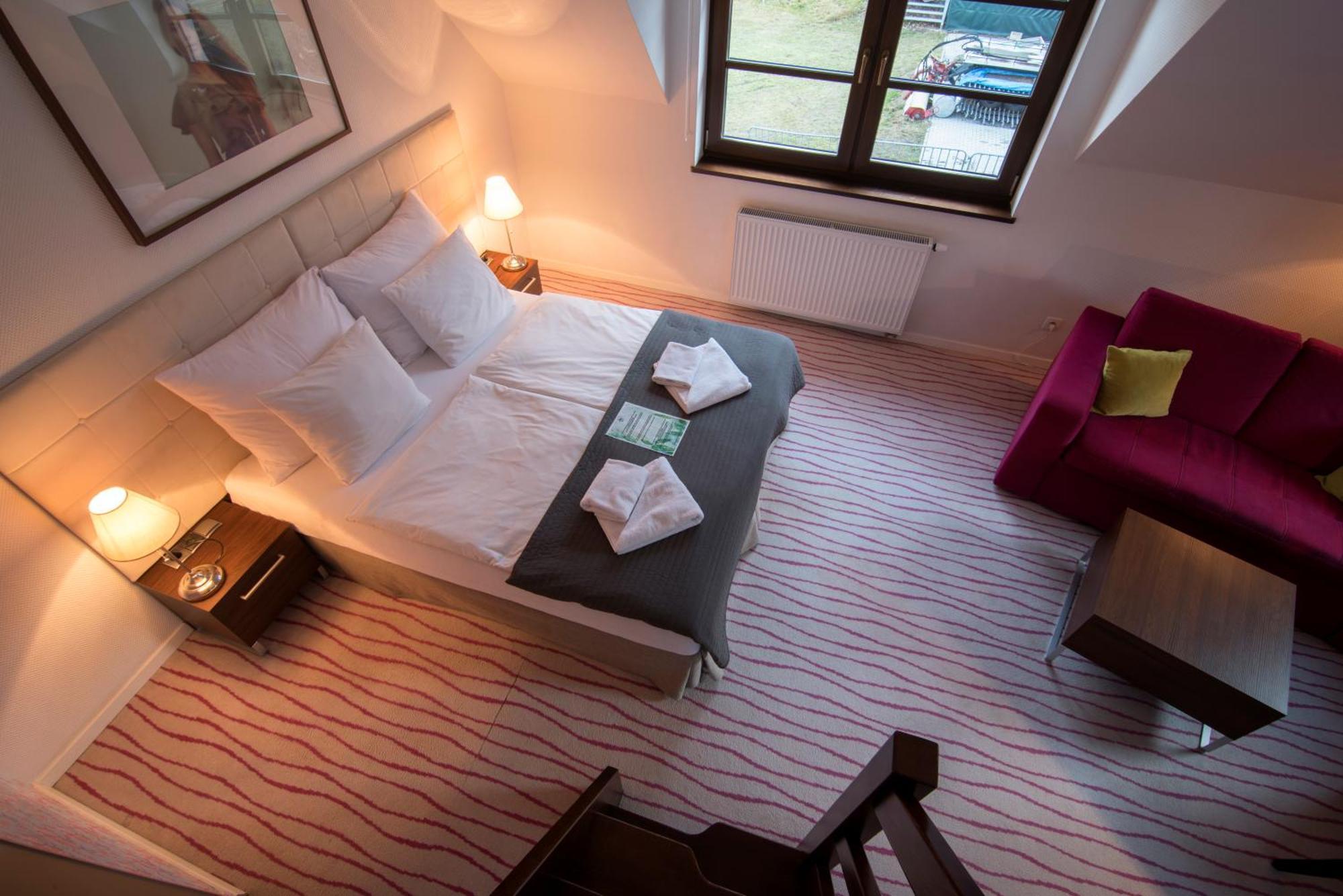 Aparthotel Flinski Sport & Spa Swieradow-Zdroj Bilik gambar